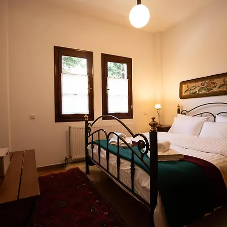 Alonia Forest House Semesterbostad